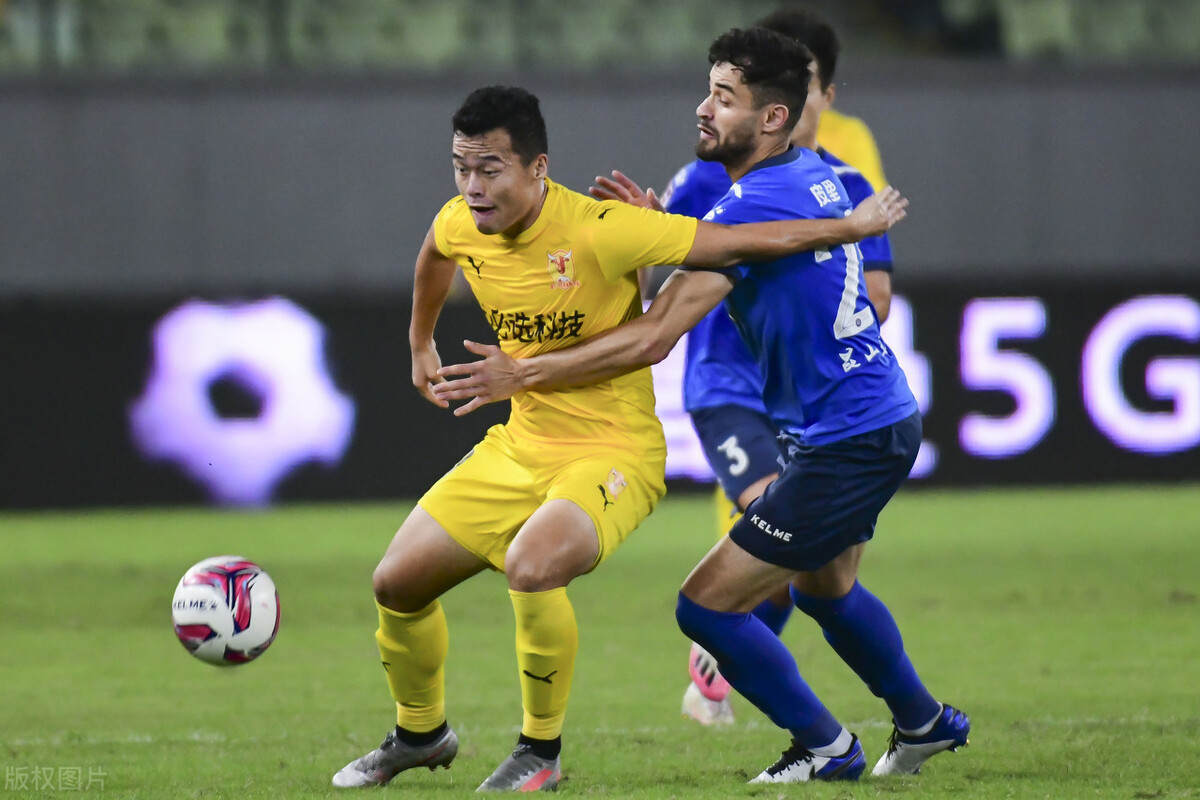 关于苏宁斗志昂扬,球队士气高涨备战关键战役的信息 关于苏宁斗志昂扬,球队士气高涨备战关键战役的信息