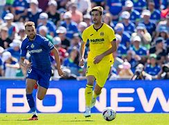 包含比利亚雷al维斯客场遭遇战平，无功而返的词条