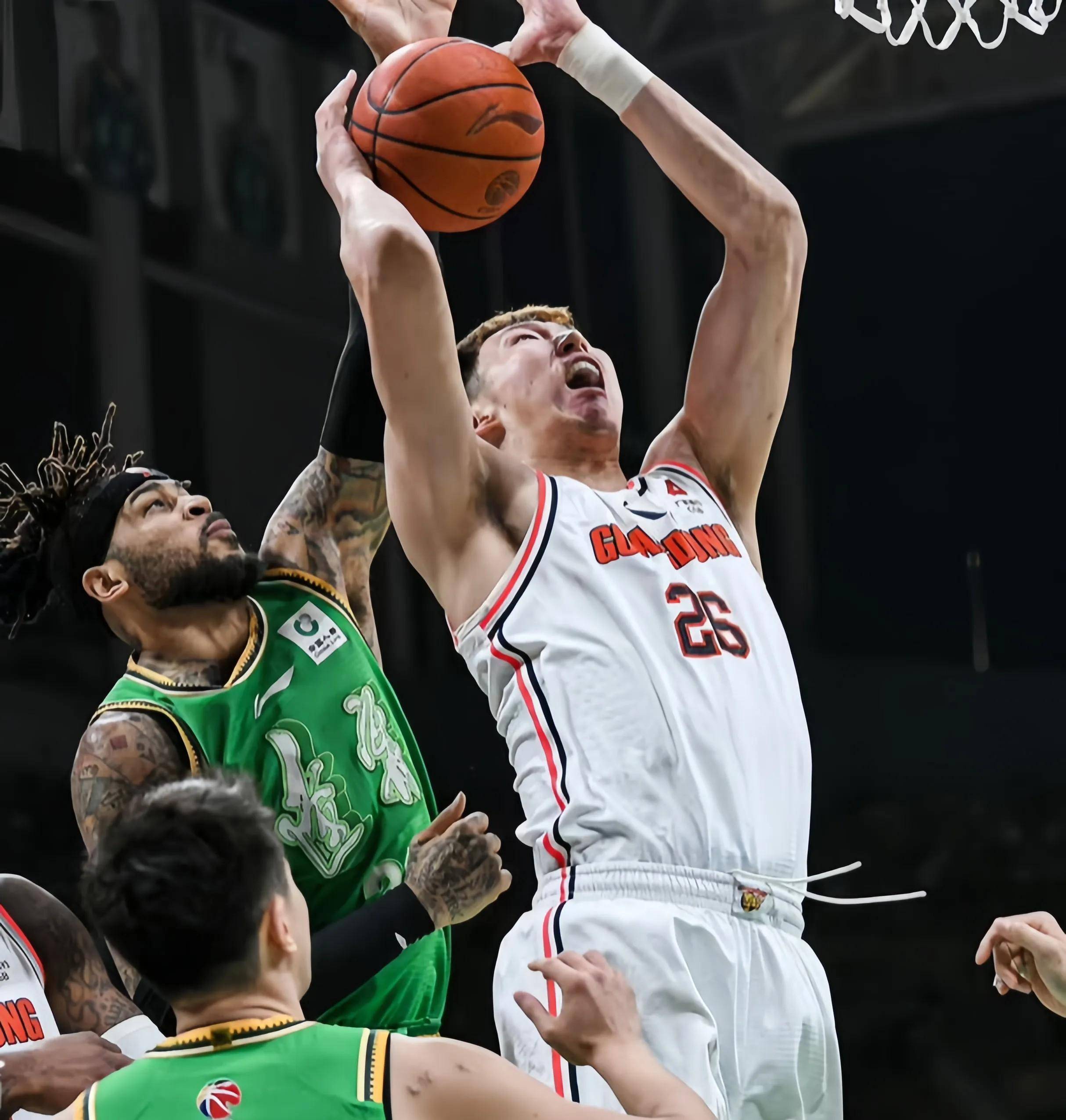 开云官网-顶级篮球联赛精彩开赛，球员实力最强