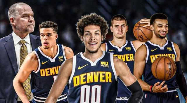 包含篮网新阵容组合展现出强大战斗力，备战决赛轻松过关的词条