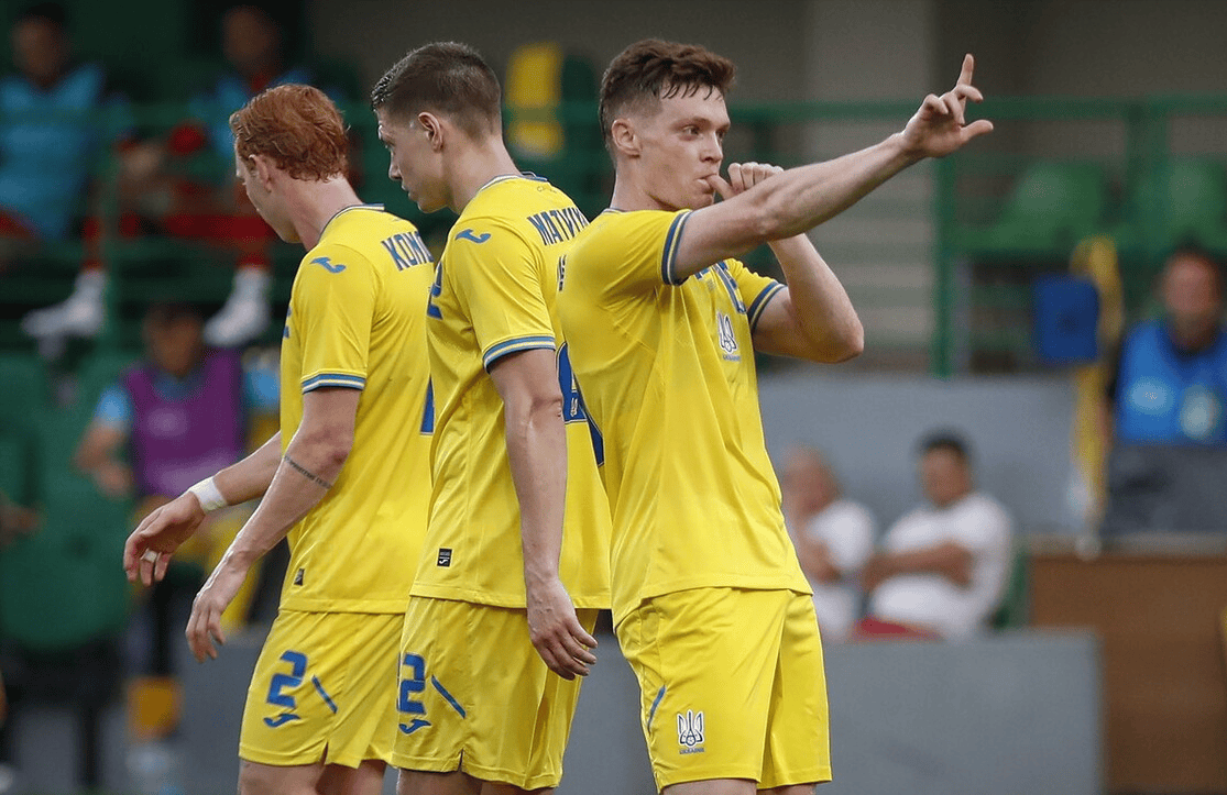 关于荷兰客场击败摩尔多瓦,梅尔滕斯进球的信息 关于荷兰客场击败摩尔多瓦,梅尔滕斯进球的信息