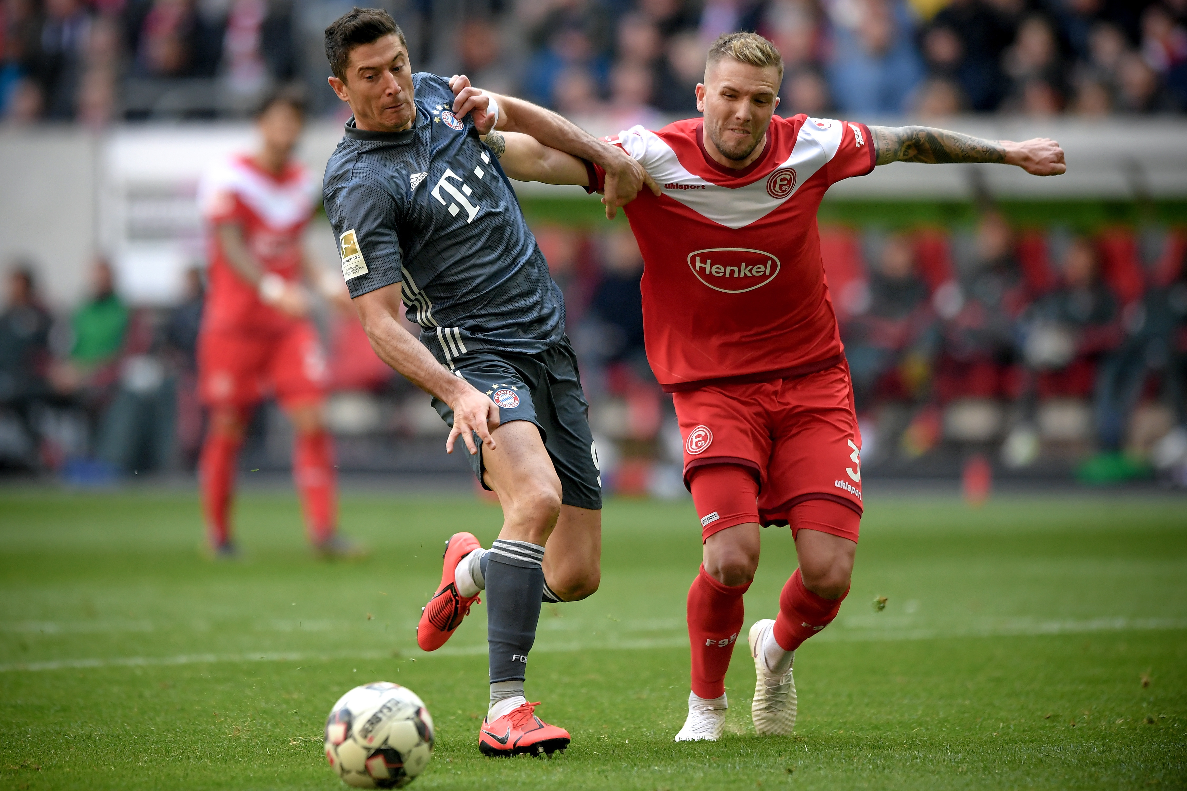 开云体育官方网站-瑞典队赢得比赛，晋级国际赛事下一轮