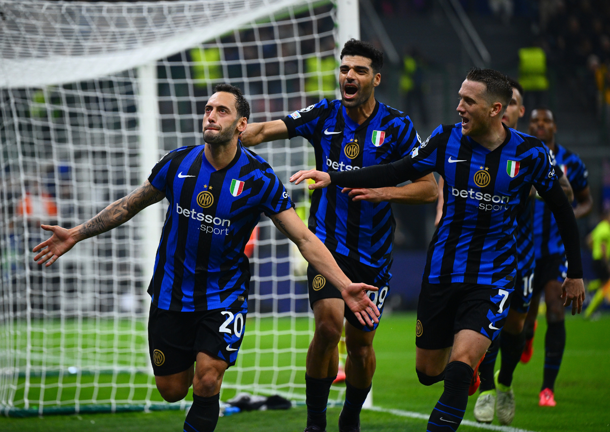 关于AC米兰不敌亚特兰大，遭遇连败的信息