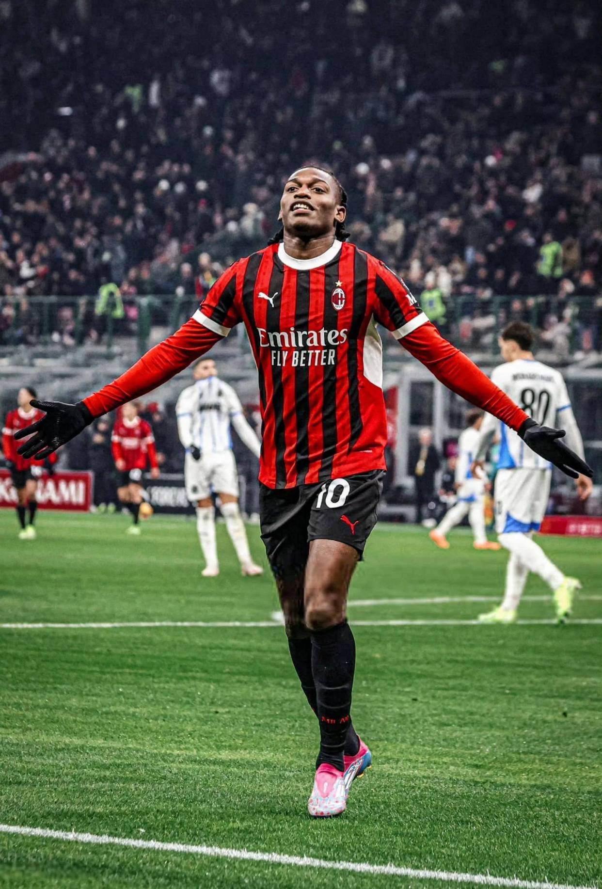 拜仁慕尼黑球星成功转会加盟AC米兰 拜仁慕尼黑球星成功转会加盟AC米兰