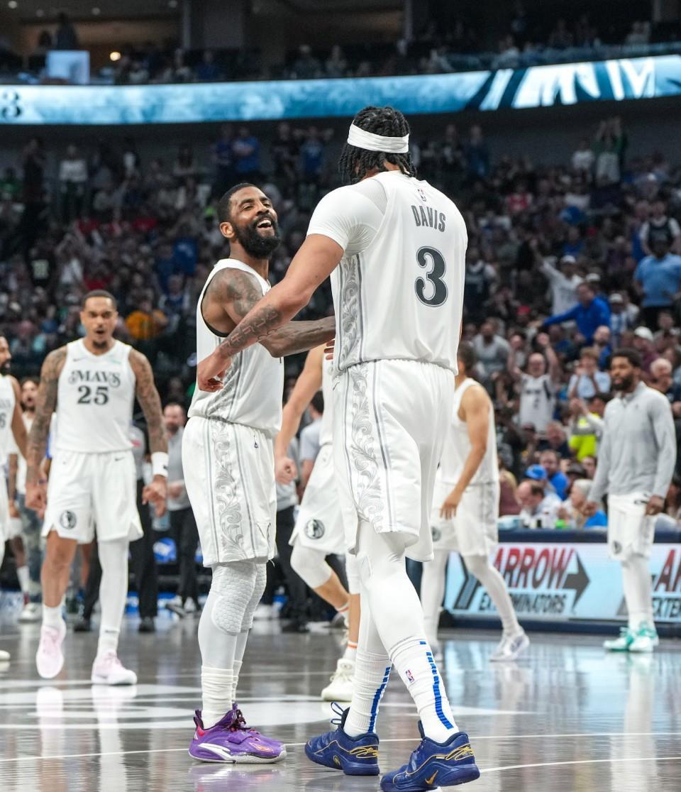 开云体育官网-篮网惊险击败人，戴维斯受伤离场