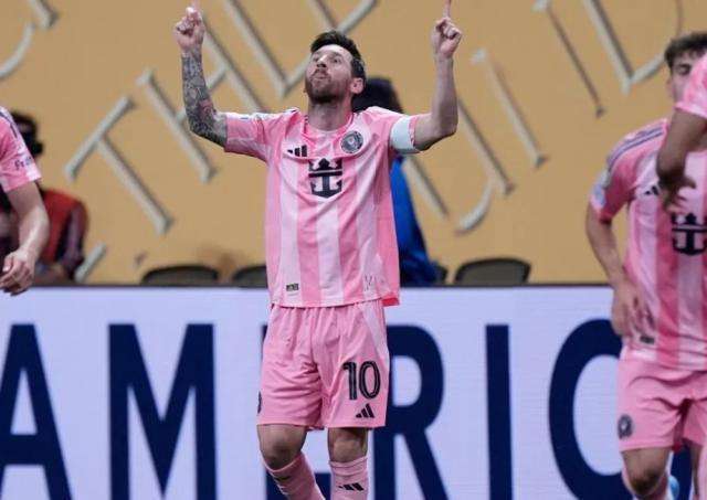 包含梅西左脚射门得分,巴萨主场一鼓作气的词条 包含梅西左脚射门得分,巴萨主场一鼓作气的词条