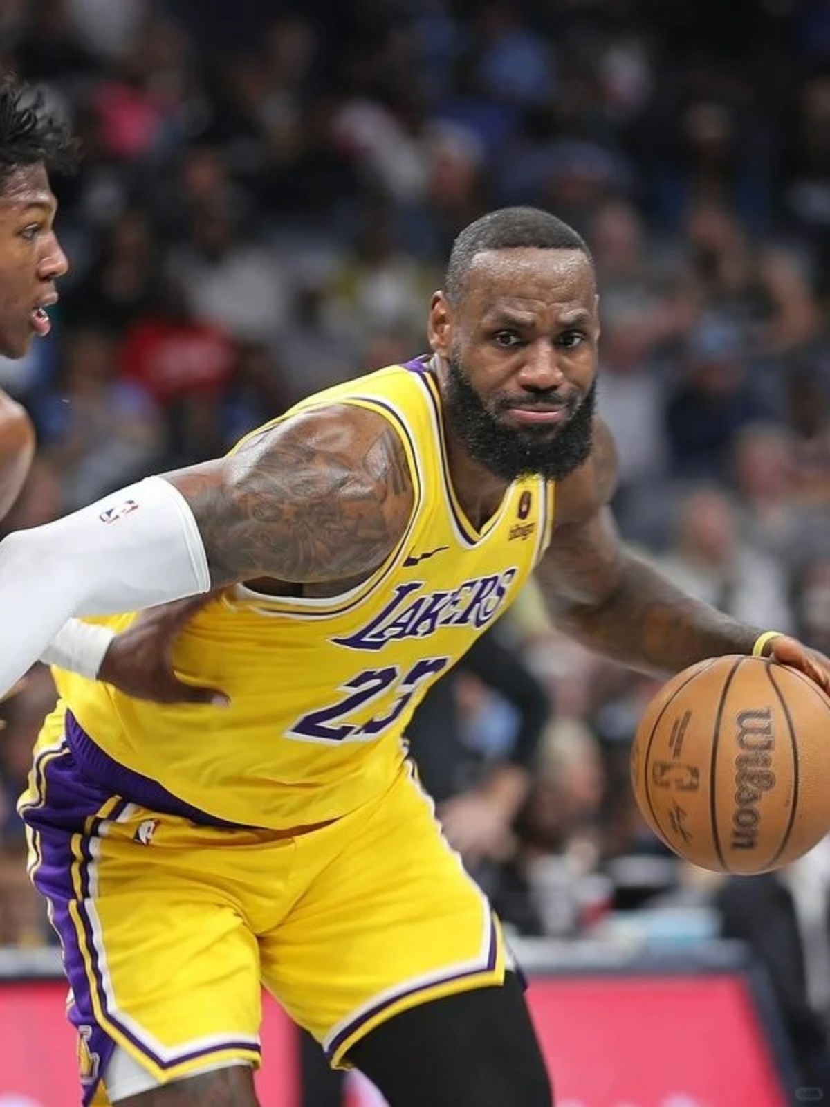 湖人击胜灰熊,詹姆斯综感部人致名册的简单介绍 湖人击胜灰熊,詹姆斯综感部人致名册的简单介绍