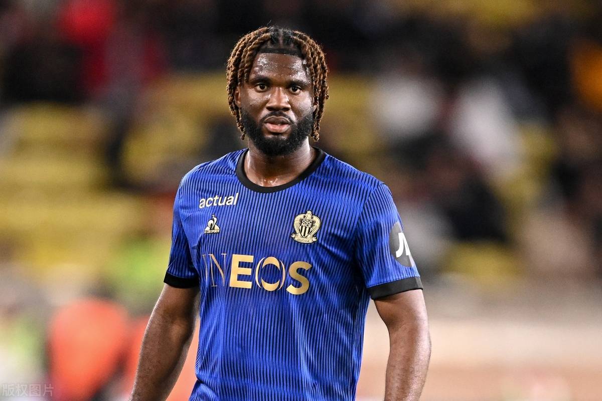 尼斯客场惨败,冲超目标岌岌可危 尼斯客场惨败,冲超目标岌岌可危