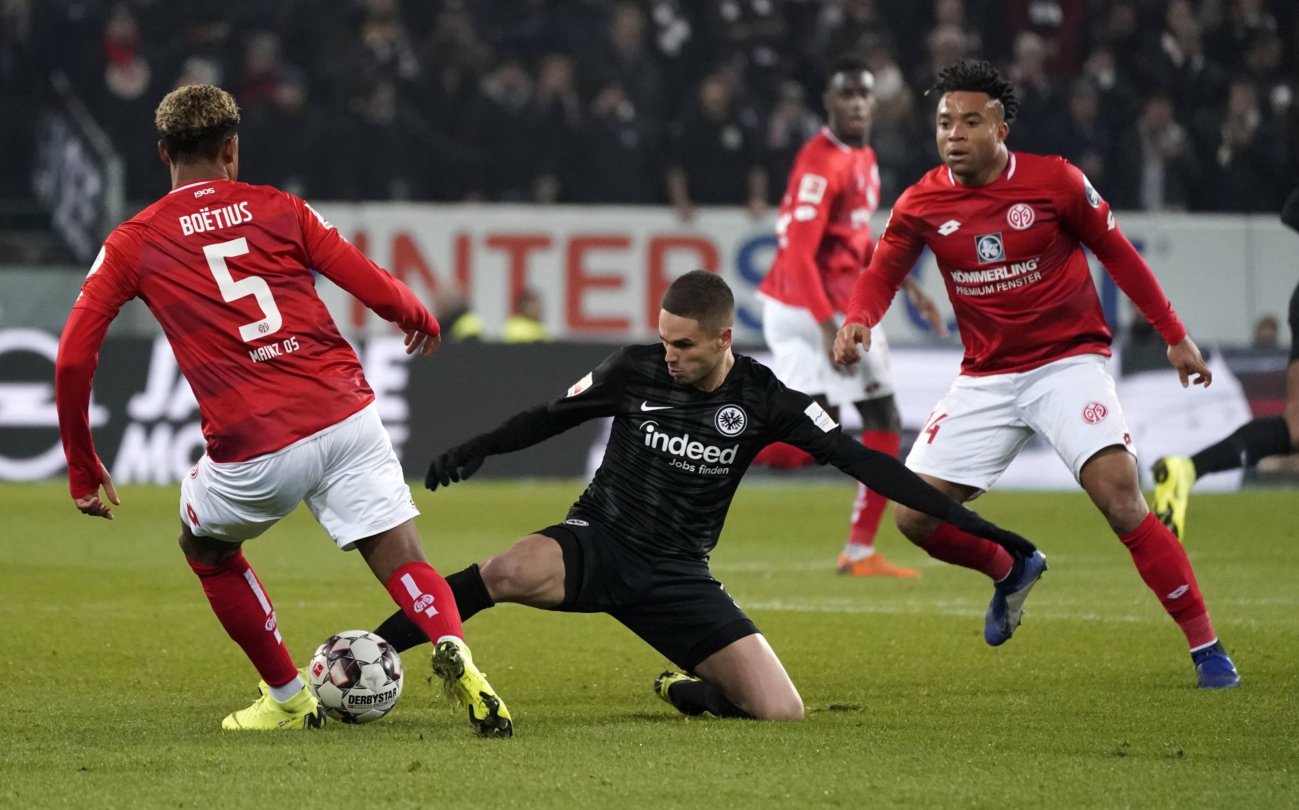 包含莱比锡客场擊败对手,蒂莱曼斯梅开二度的词条 包含莱比锡客场擊败对手,蒂莱曼斯梅开二度的词条