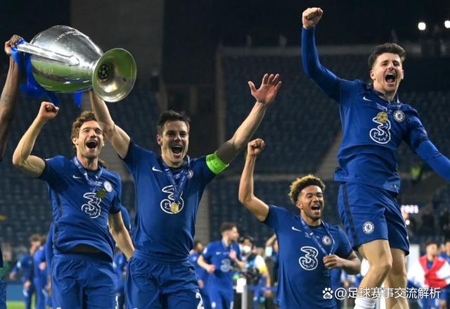 重庆斯威客场不敌山东鲁能,呈现低迷状态 重庆斯威客场不敌山东鲁能,呈现低迷状态