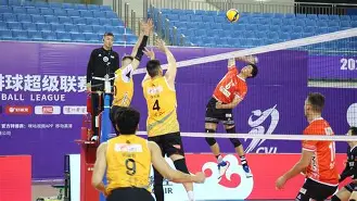 竞技斯文蒂亚迪奥边路传中精准,制造威胁 竞技斯文蒂亚迪奥边路传中精准,制造威胁