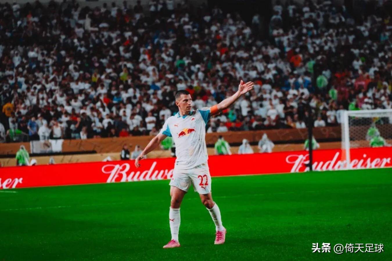 比分悬殊的比赛掀起关于强弱的争议 比分悬殊的比赛掀起关于强弱的争议