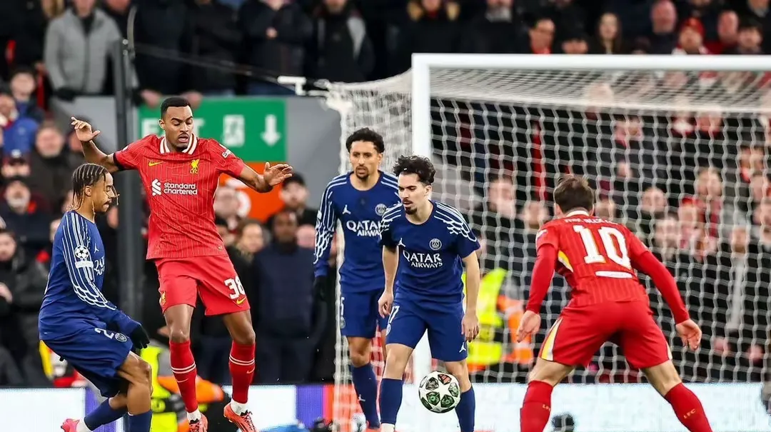 利物浦客场惨败沃特福德,领先被追近 利物浦客场惨败沃特福德,领先被追近