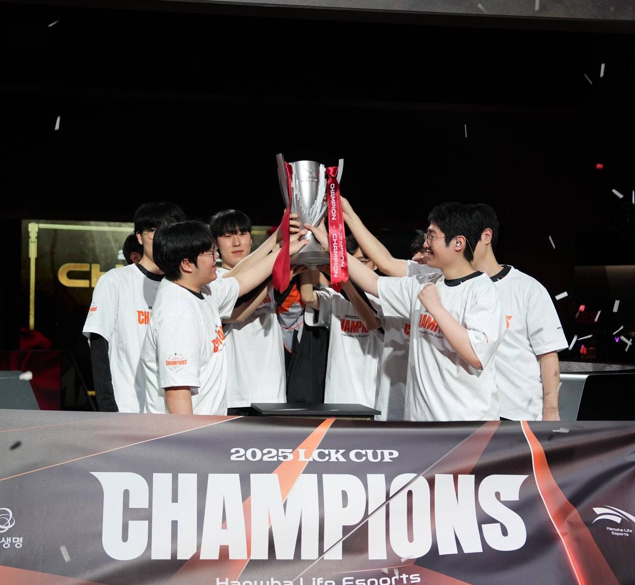 HKA横扫HLE，Peanut线上压制力十足顶尖较量淘汰赛，成为赛场最大亮点的简单介绍