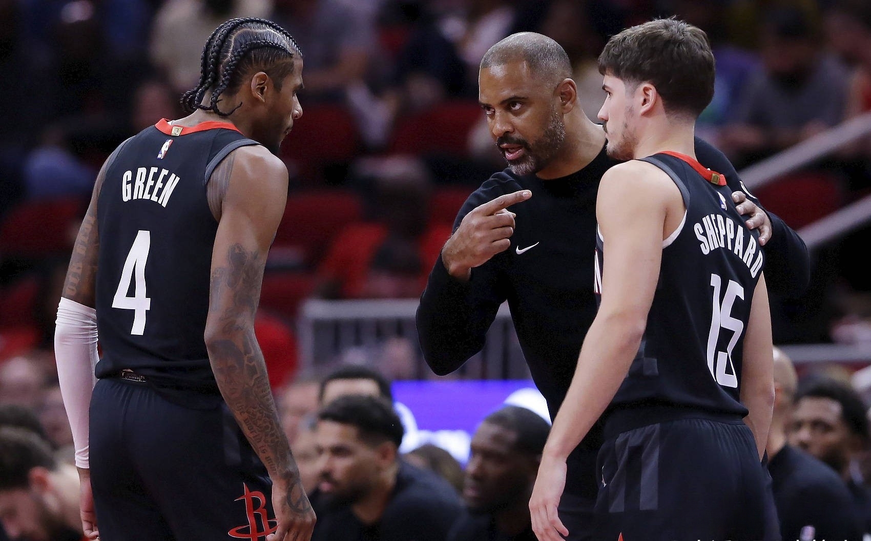 开云APP-火箭大胜灰熊，继续保持领先优势