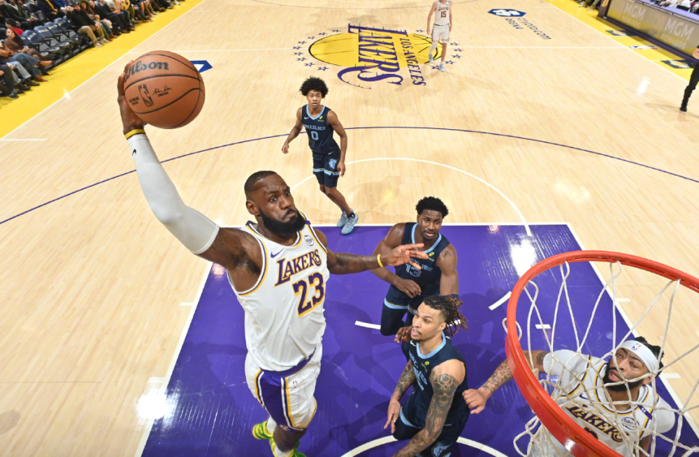 灰熊主场爆冷击败湖人 灰熊主场爆冷击败湖人