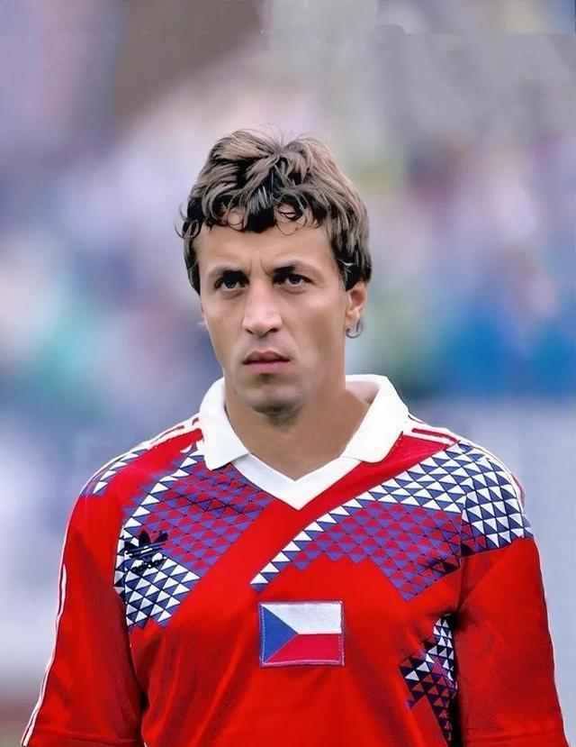 捷克运动员勤恳苦练，奋勇争先