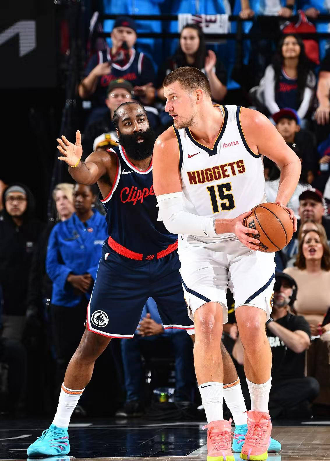 快船逆转凯尔特人,主场取得两连胜 快船逆转凯尔特人,主场取得两连胜