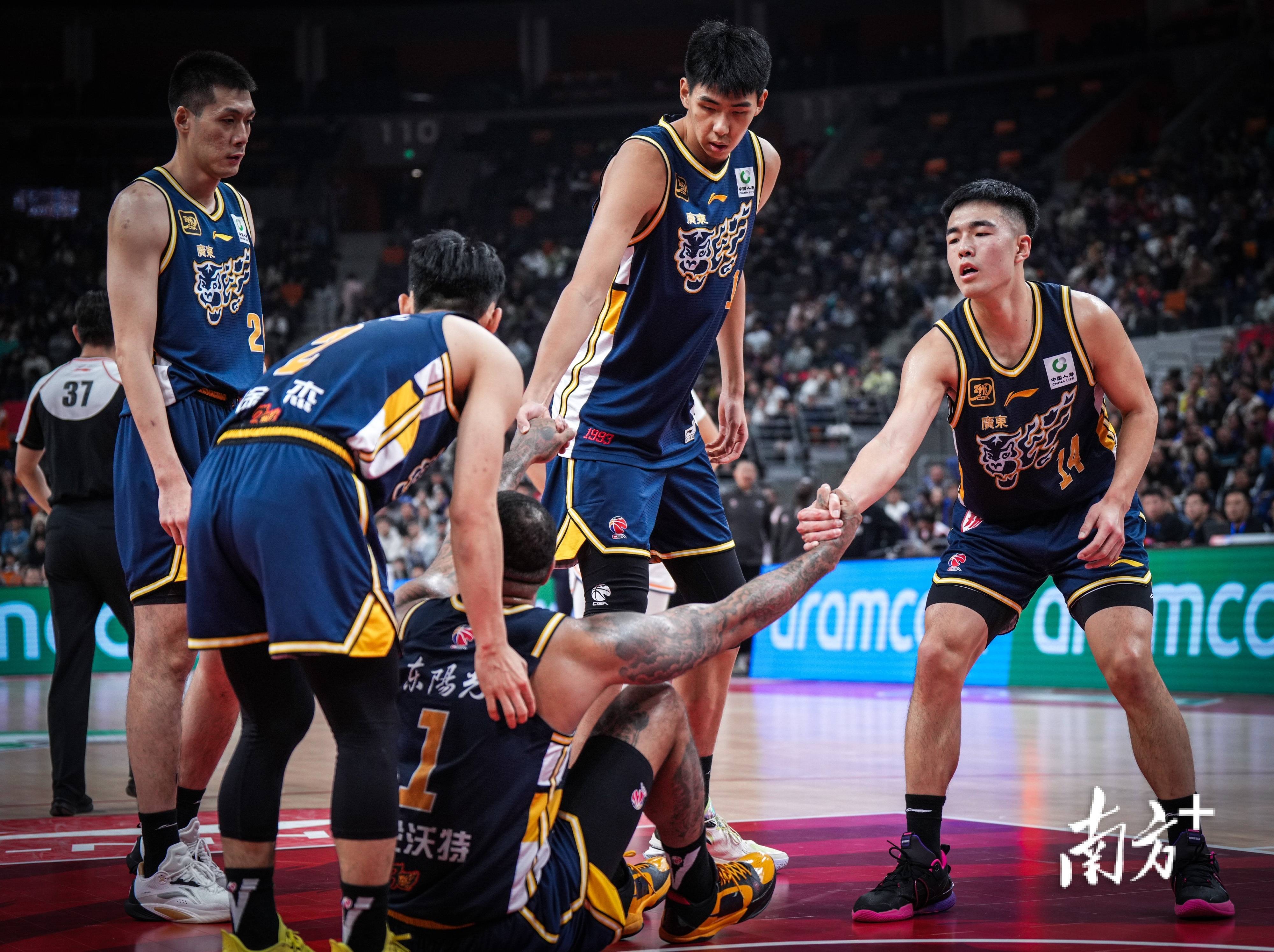 强强对话！广东队对阵四川队，火花四溅！