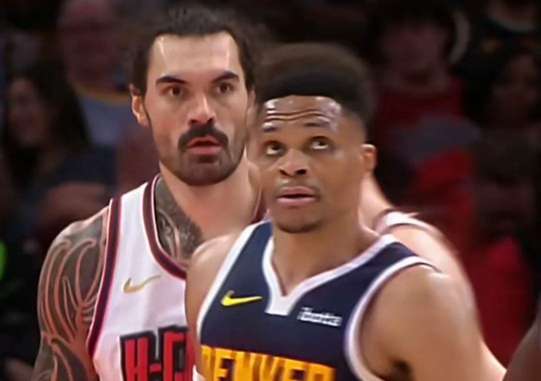 火箭遭遇两连败阿德托昆博抢下关键篮板绝杀 火箭遭遇两连败阿德托昆博抢下关键篮板绝杀