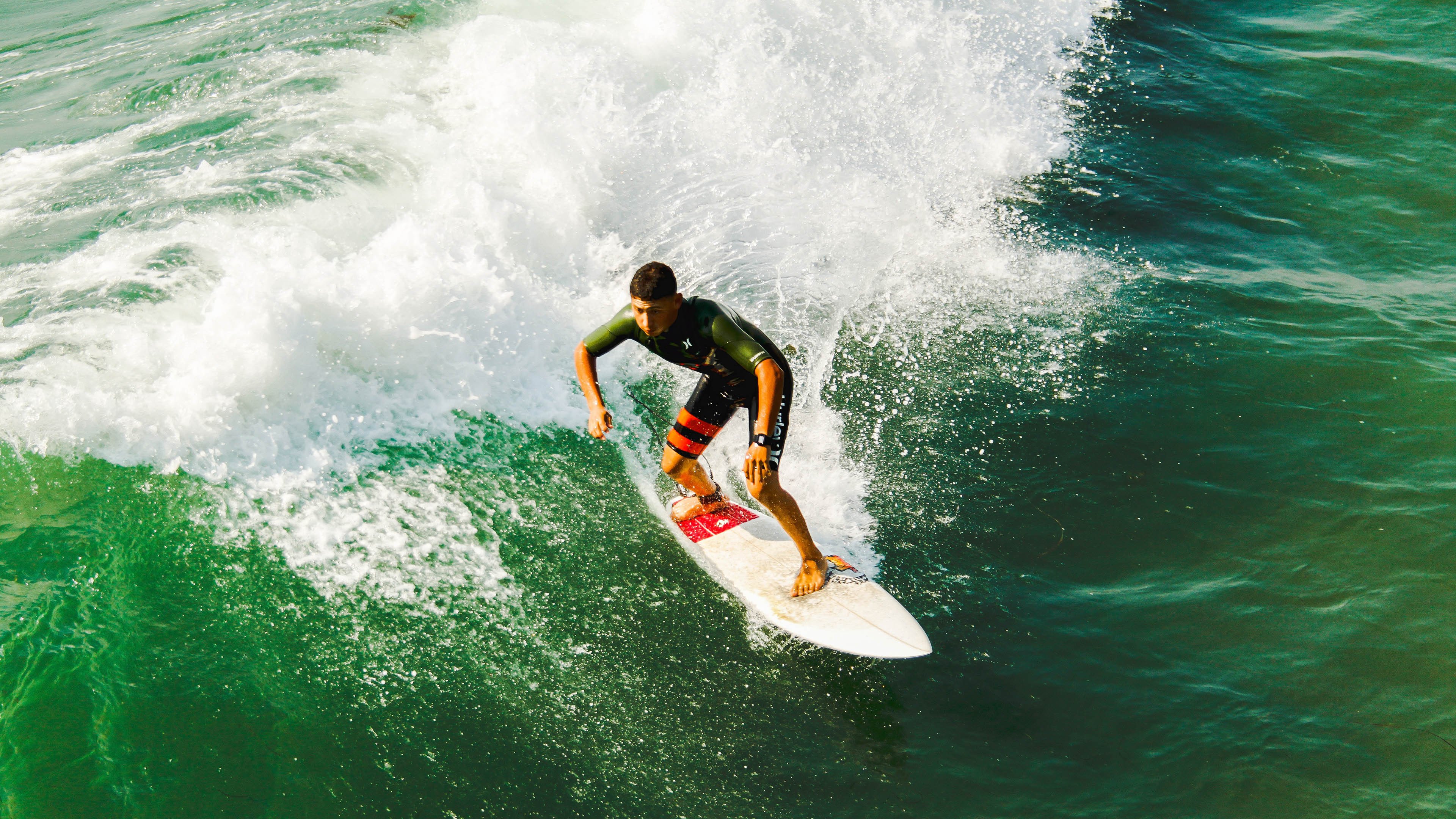 -雪暴与精密仪器的对决，加拿大球队一波带走曼城，蒂亚戈如何成为改写历史的钥匙