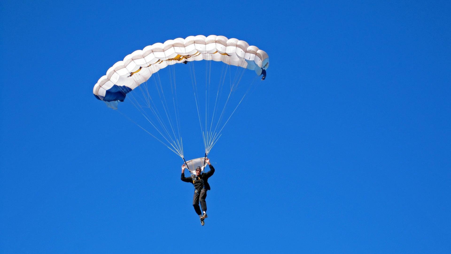 唯一性，凌晨四点的两种奇迹